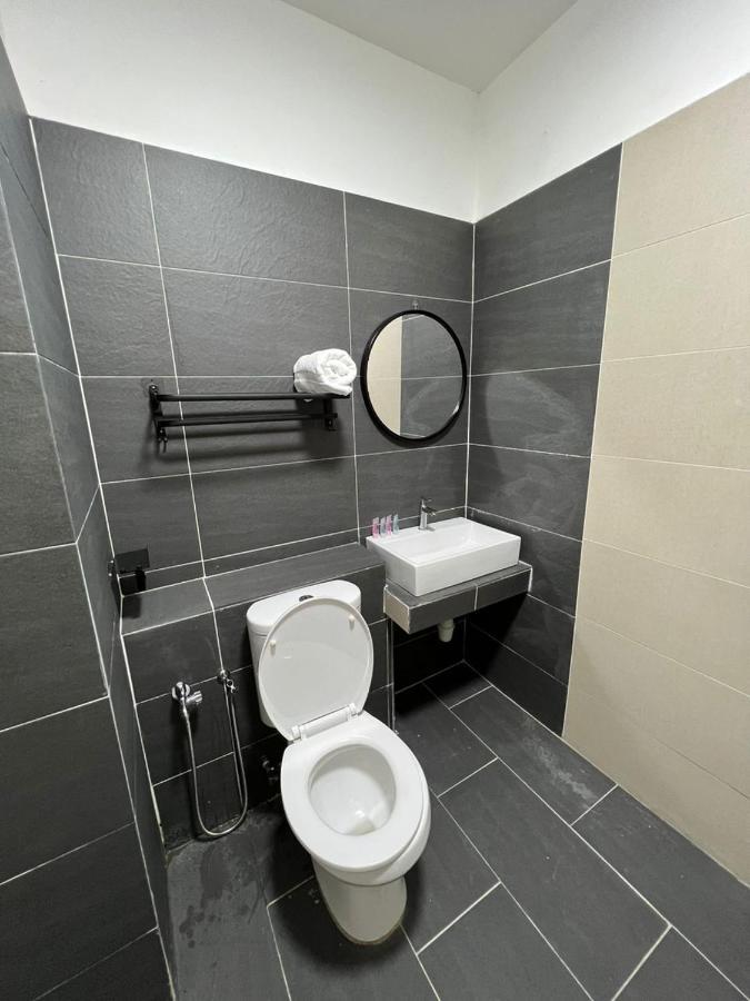 Hassma Studio Apartment At Kompleks Mutiara Gm Гуа-Мусанг Экстерьер фото